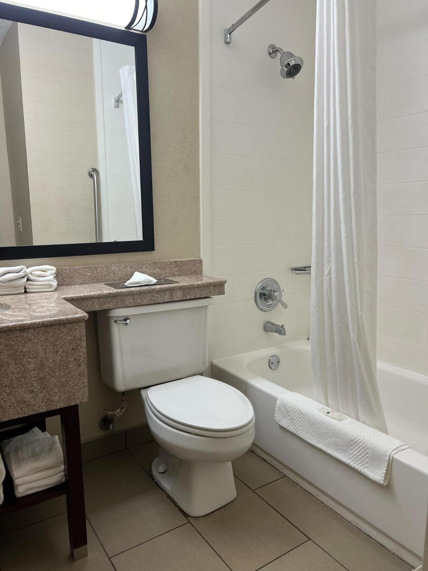 Quality Inn Harlan Exterior photo